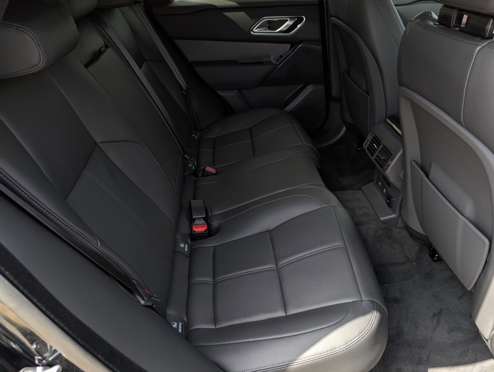 2026 Land Rover Range Rover Velar S photo 33