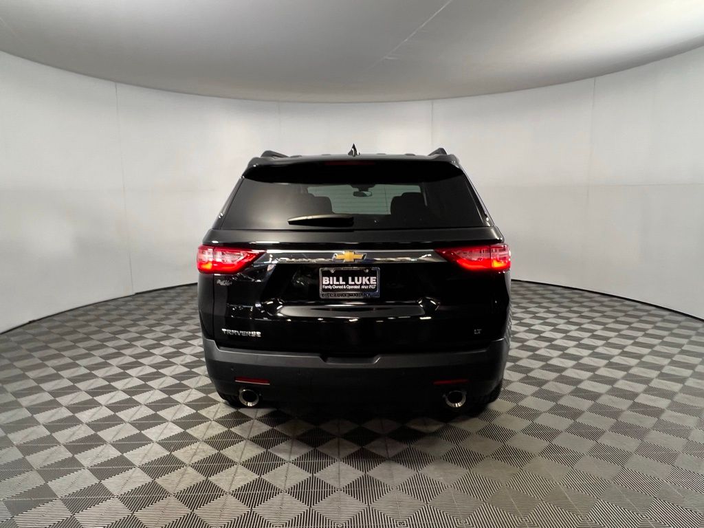 2021 Chevrolet Traverse photo 3