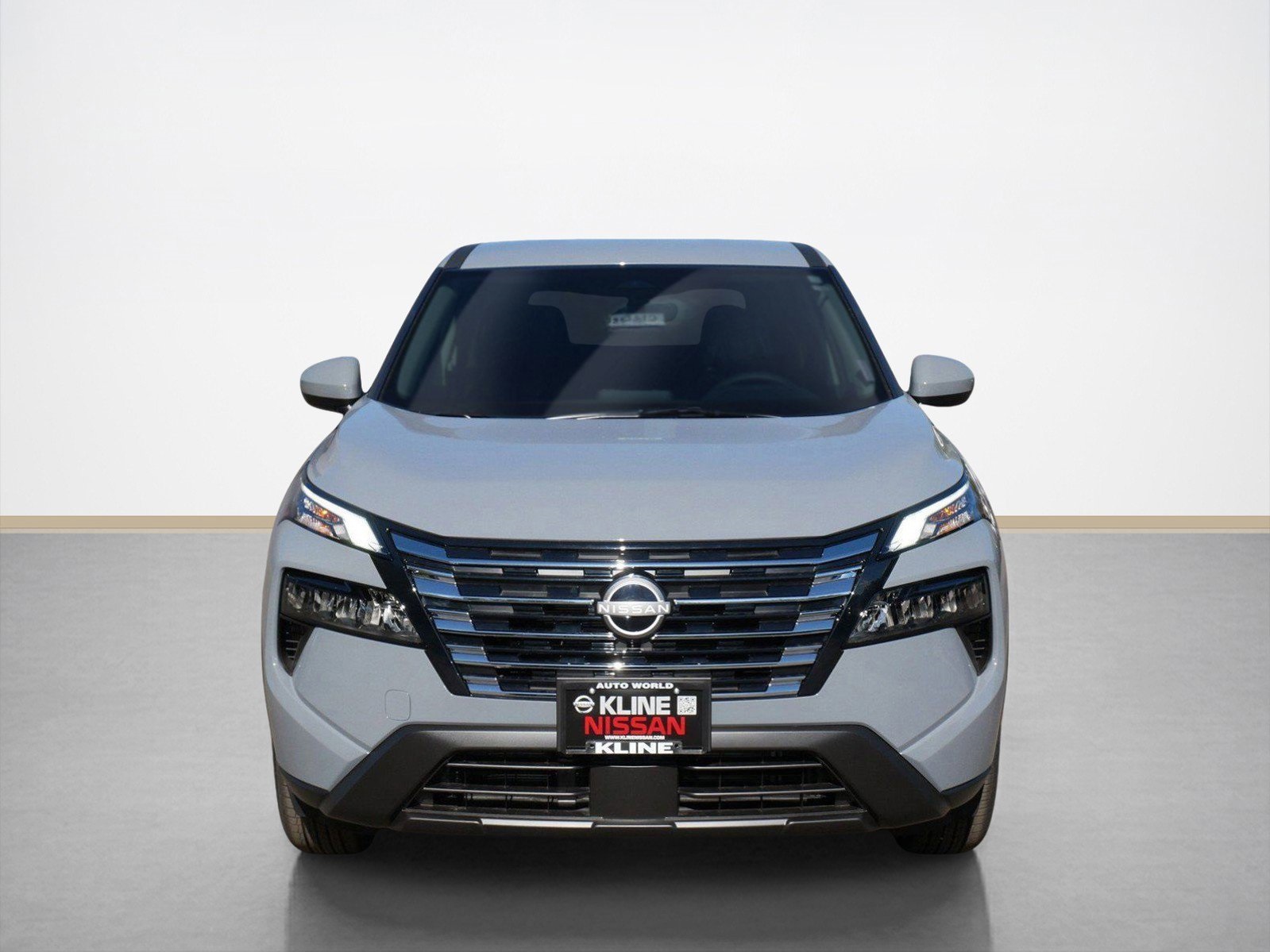 2026 Nissan Rogue SV photo 2