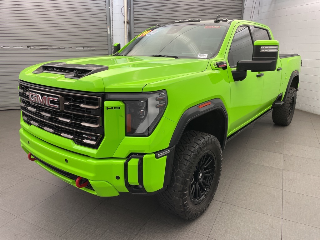 2024 Gmc Sierra HD AT4X photo 2