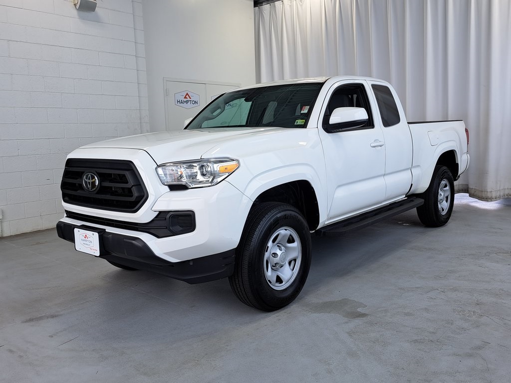 2023 Toyota Tacoma SR photo 2