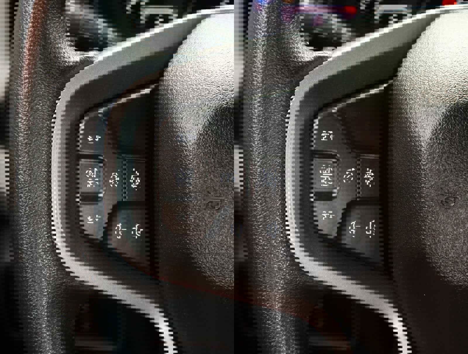 2023 Ford Bronco Base photo 11