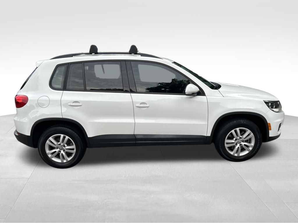 2017 Volkswagen Tiguan S photo 6