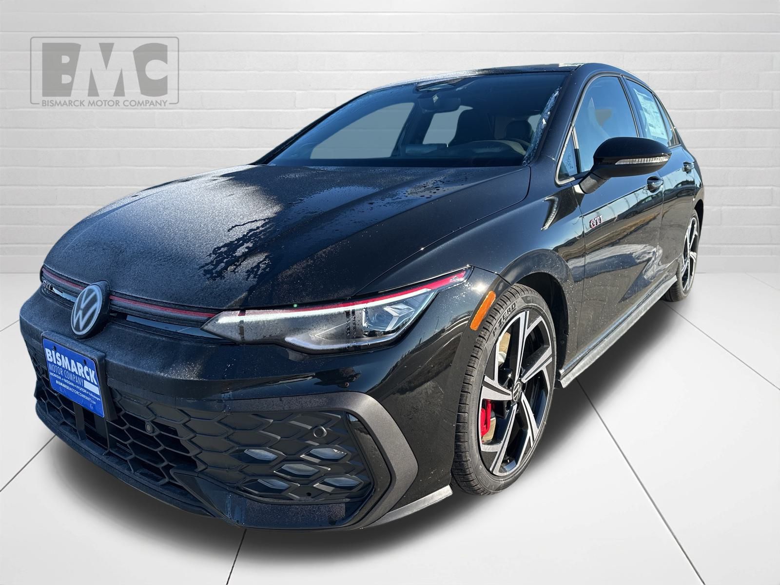 2026 Volkswagen Golf GTI SE's photo