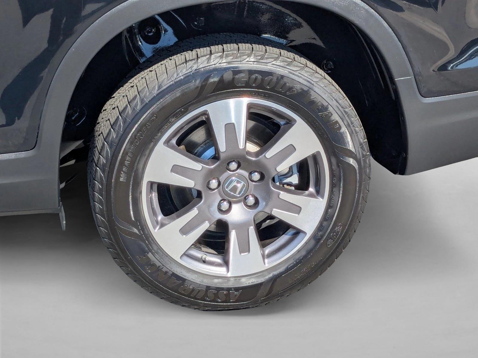 2017 Honda Ridgeline RTL photo 19
