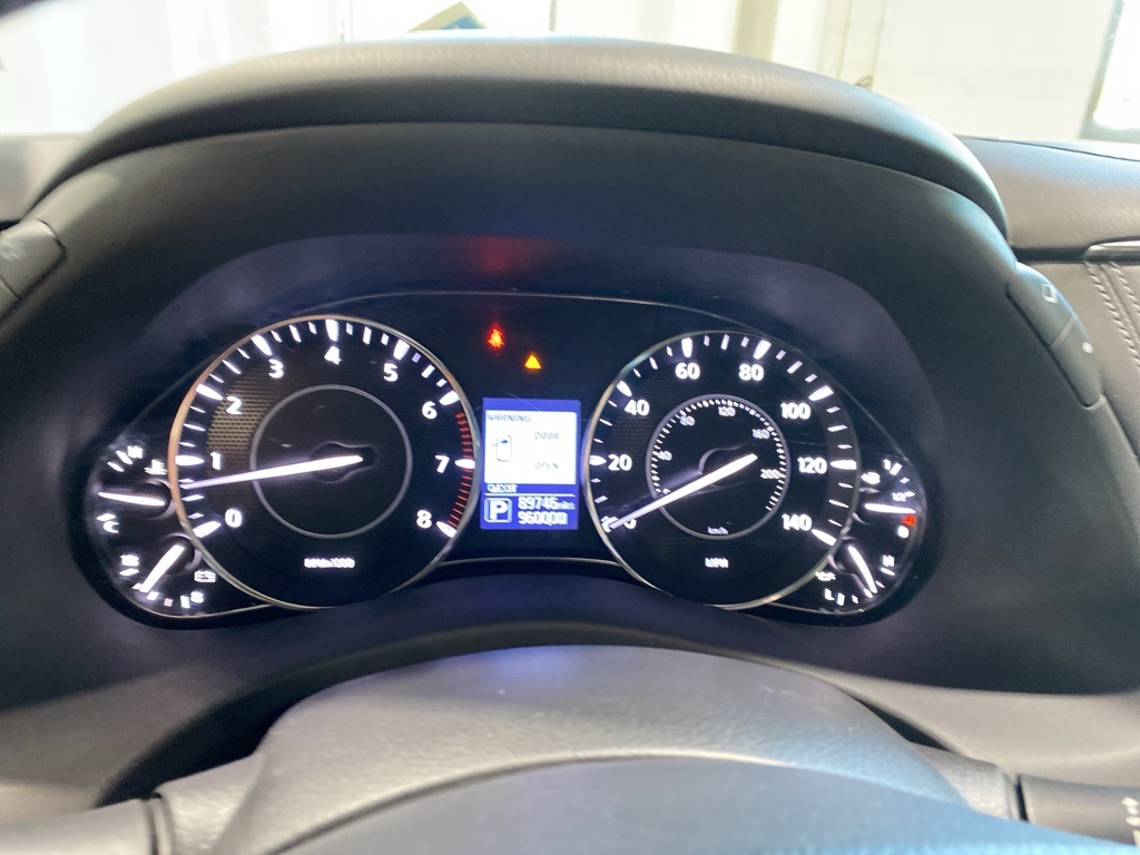 2019 Nissan Armada SV photo 21