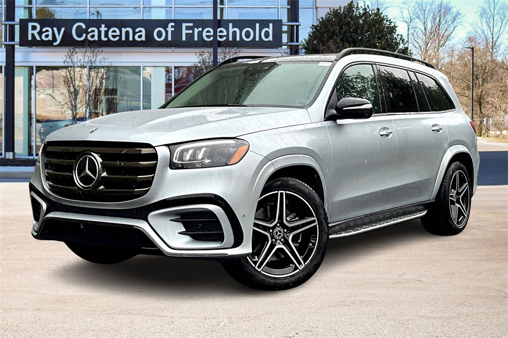 2026 Mercedes-Benz GLS Base's photo