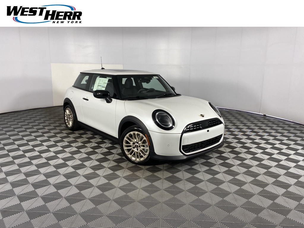 2026 MINI Hardtop 2 Door's photo
