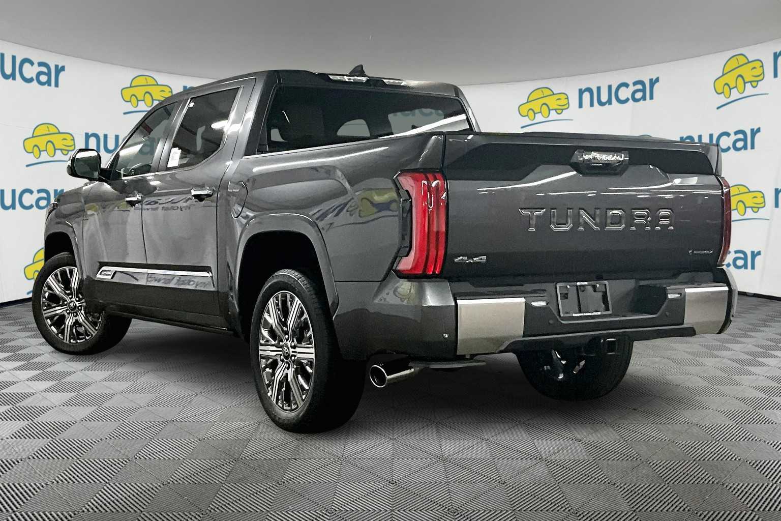 2025 Toyota Tundra CapStone CrewMax photo 4
