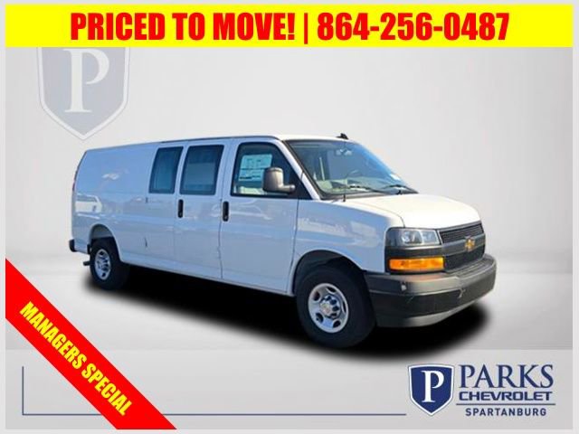 2025 Chevrolet Express Base's photo