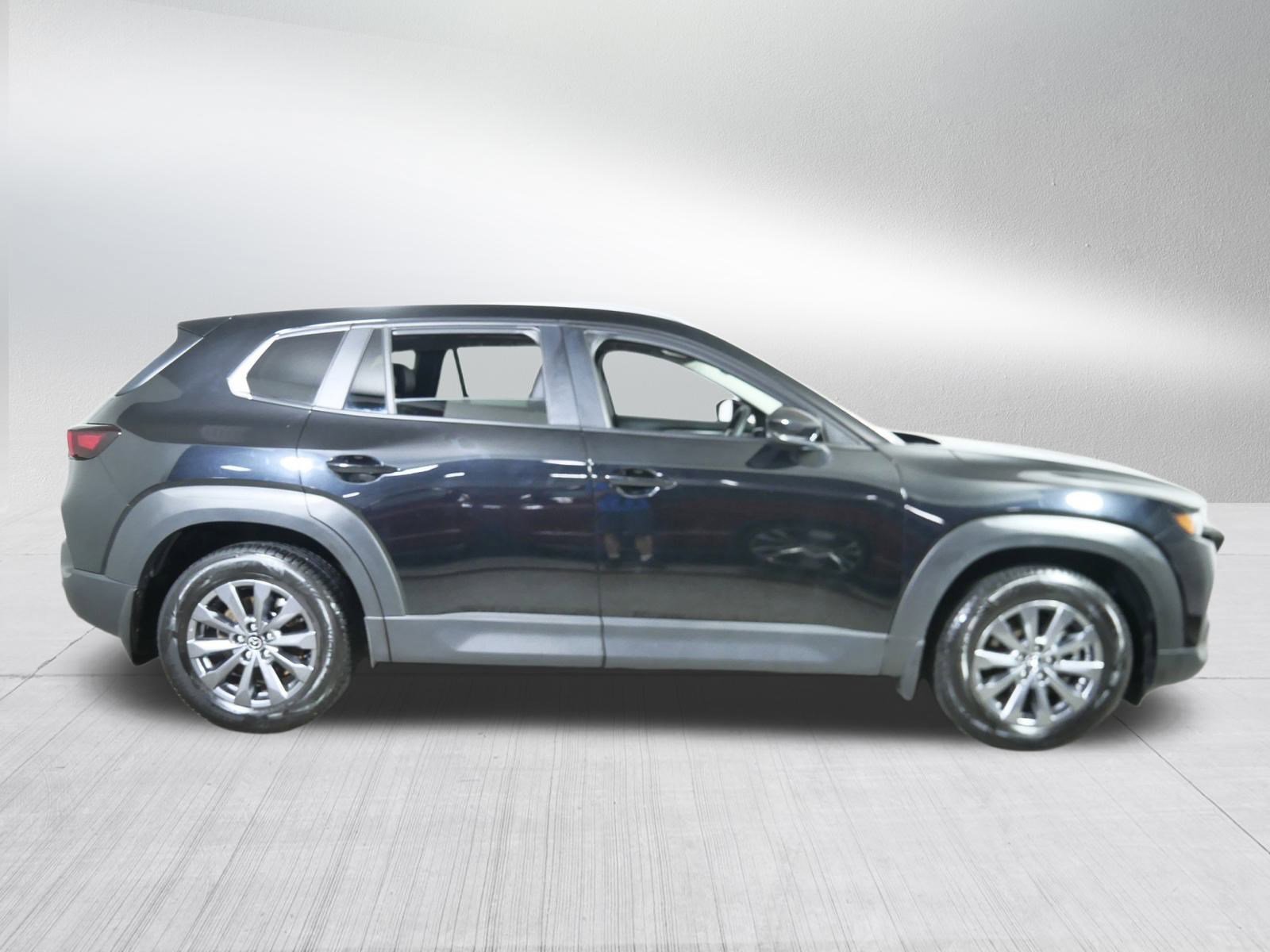 2023 Mazda CX-50 2.5 Preferred Plus photo 8