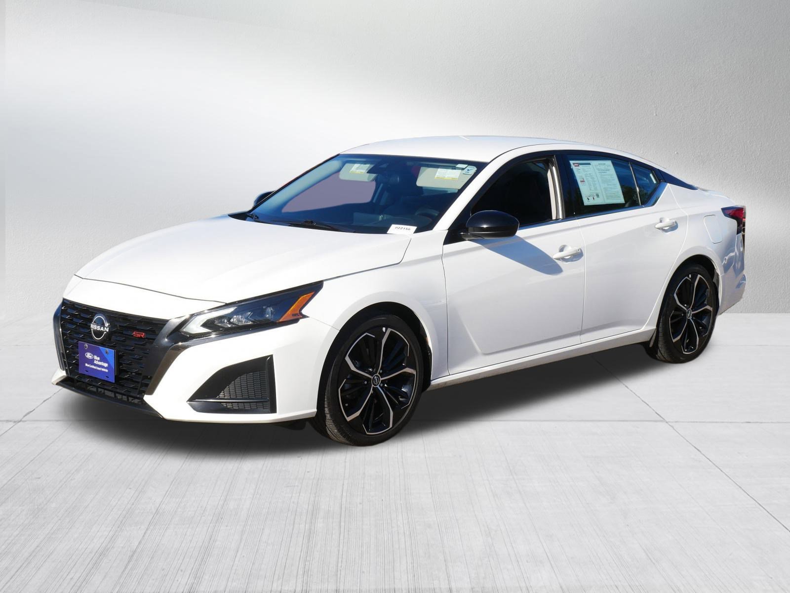2024 Nissan Altima 2.5 SR photo 3