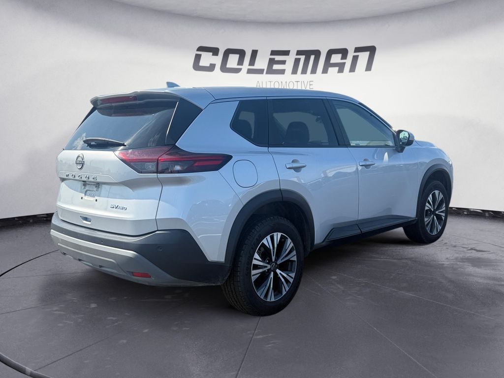 2023 Nissan Rogue SV photo 5