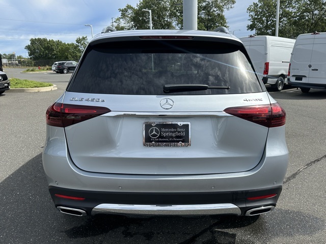 2025 Mercedes Benz GLE 450e photo 4