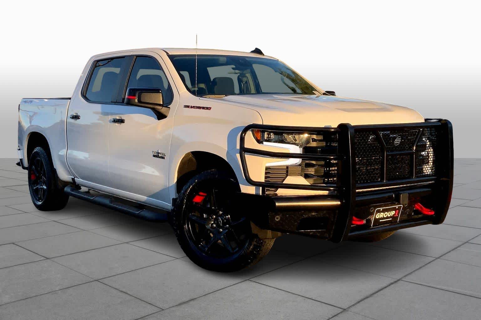 2023 Chevrolet Silverado 1500 RST photo 4