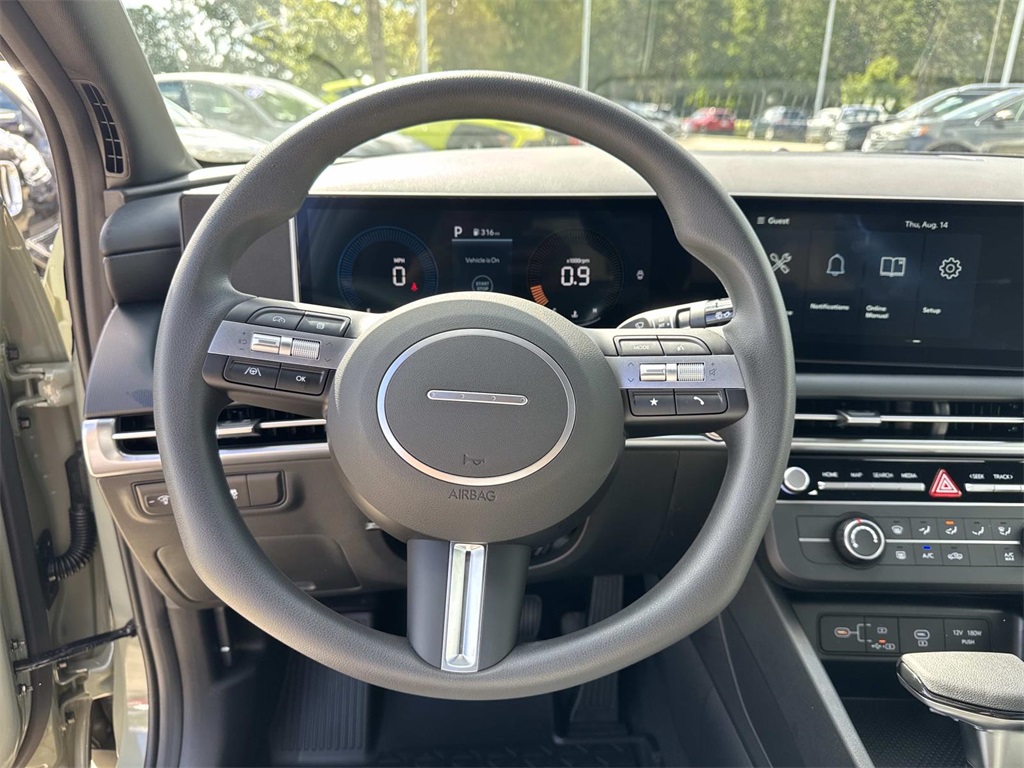 2026 Hyundai Santa Cruz SE photo 9