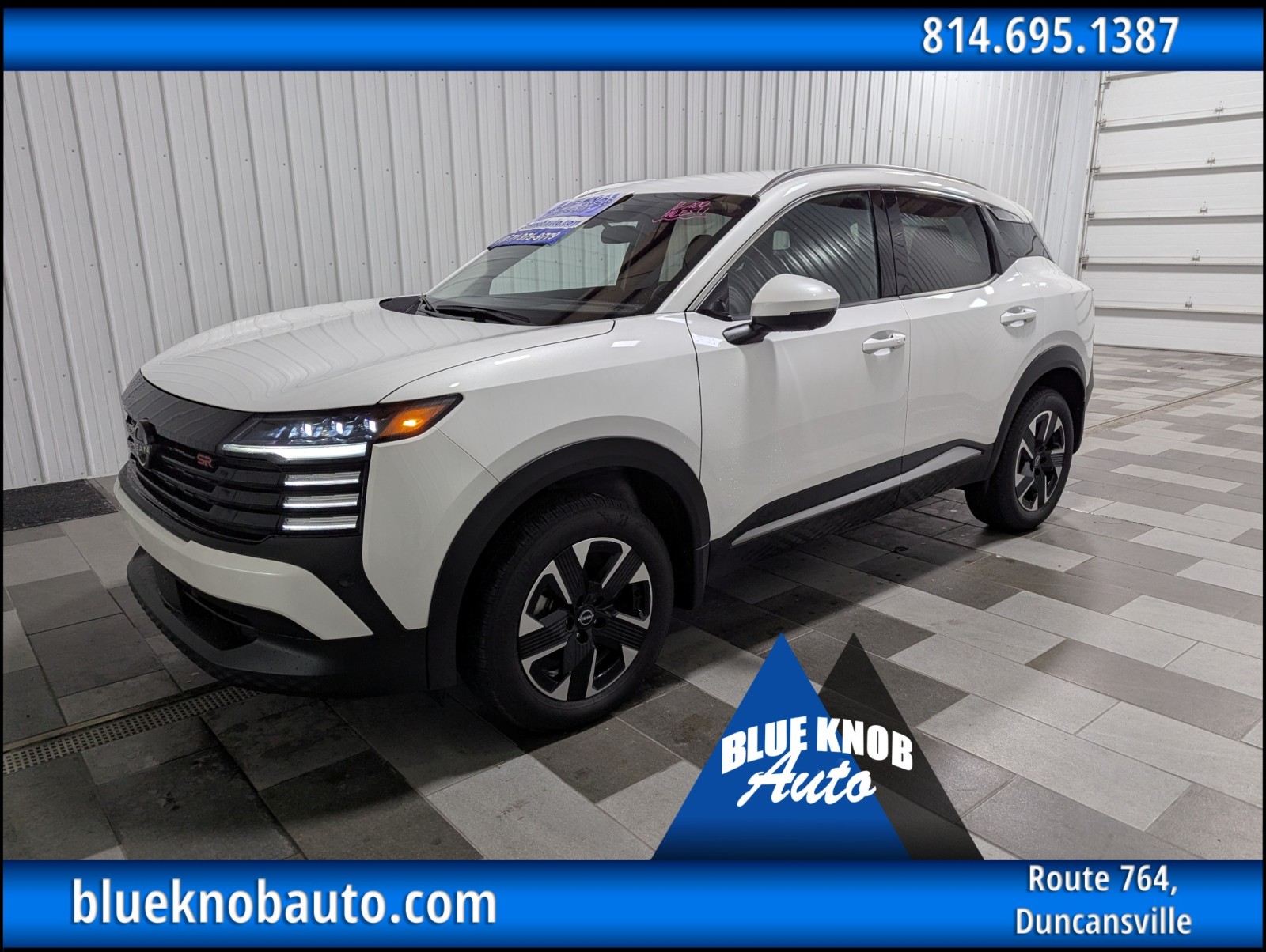 2025 Nissan Kicks SR's photo