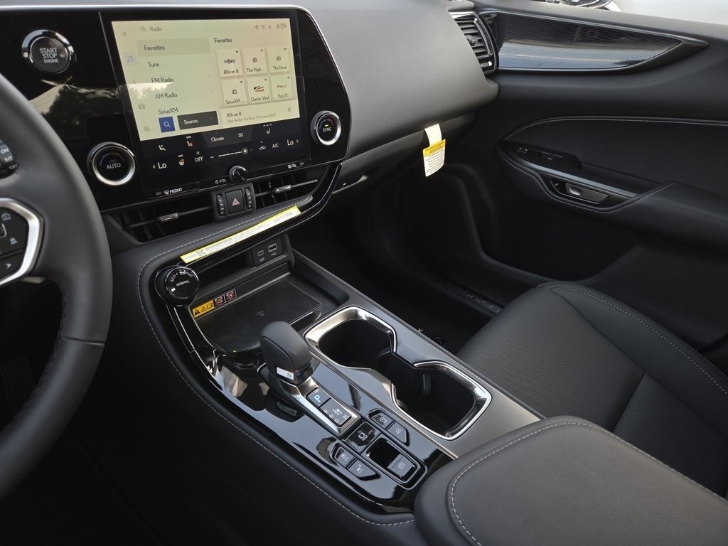 2026 Lexus NX 350 photo 32