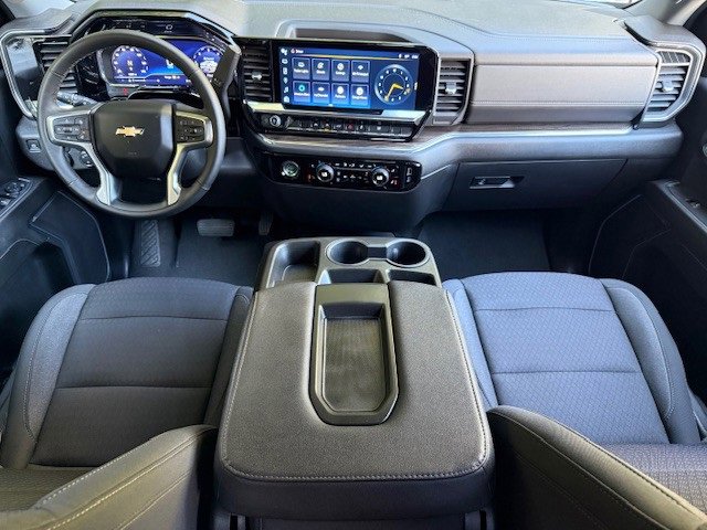 2023 Chevrolet Silverado 1500 LT photo 17