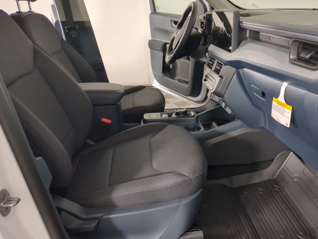 2025 Ford Maverick XL photo 13
