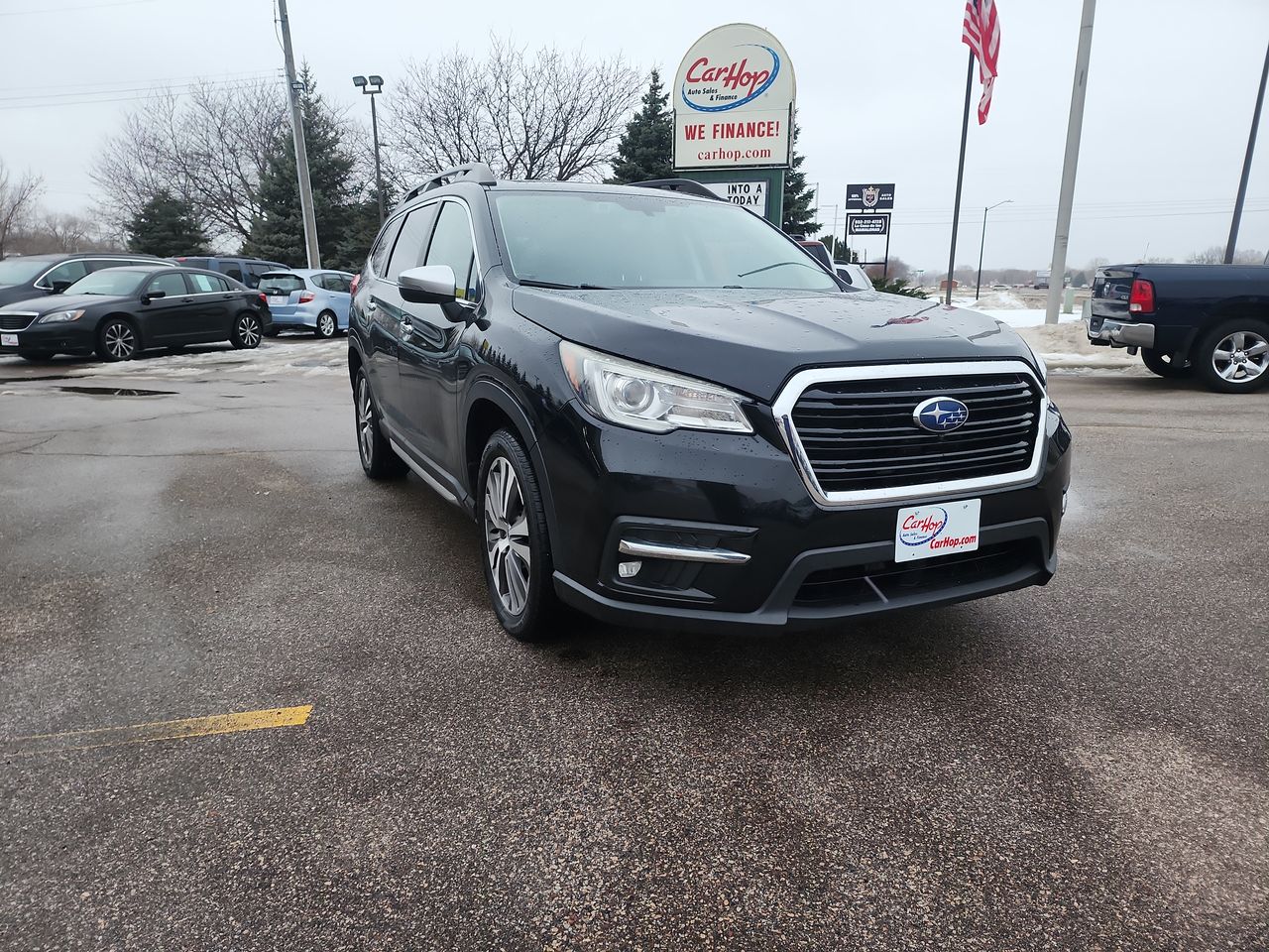2019 Subaru Ascent Touring's photo