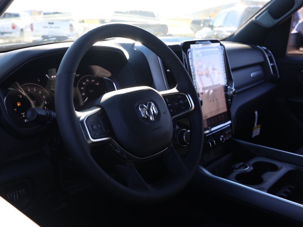 New 2026 Granite Crystal Metallic Clear-Coat Exterior Paint RAM Big Horn/Lone Star image 13