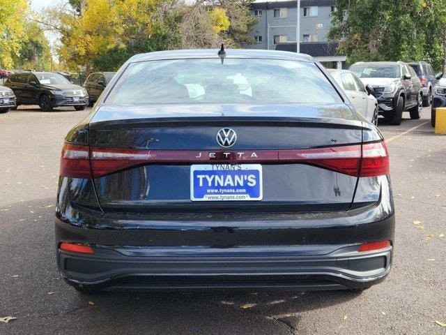 2025 Volkswagen Jetta Sport photo 4