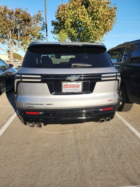 2024 Chevrolet Traverse RS photo 3