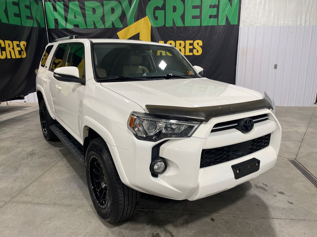 2020 Toyota 4Runner SR5 Premium photo 2