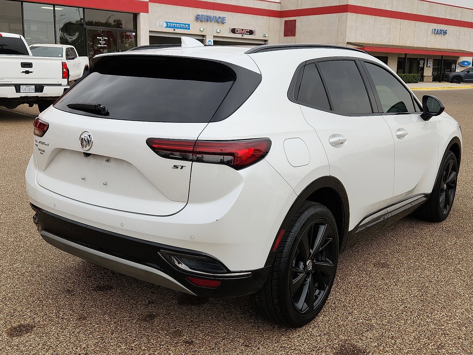 2023 Buick Envision Essence photo 4