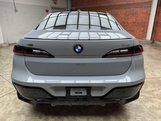 2025 Bmw 740i xDrive photo 3