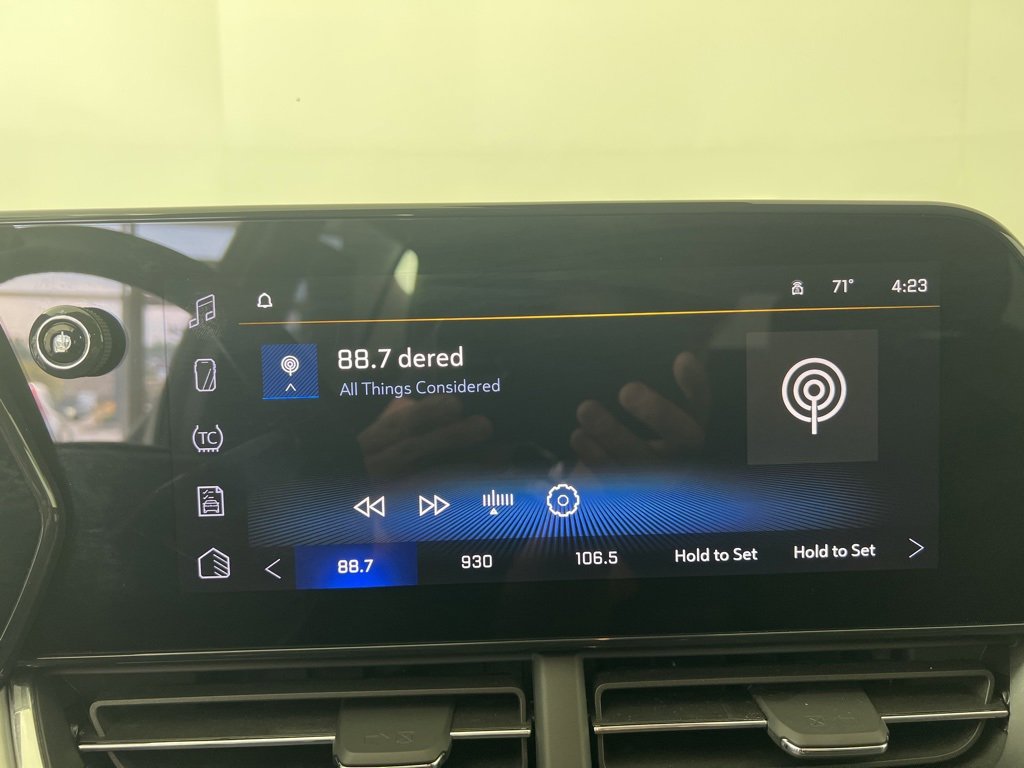 2025 Chevrolet Trax LT photo 10