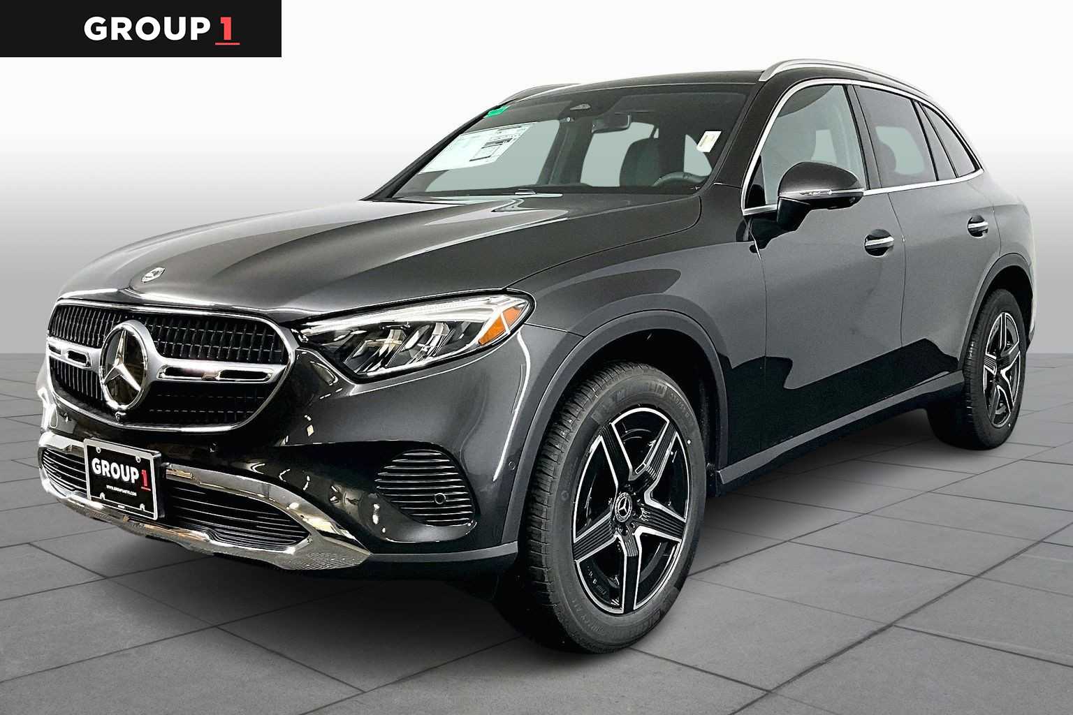 2026 Mercedes-Benz GLC Base's photo