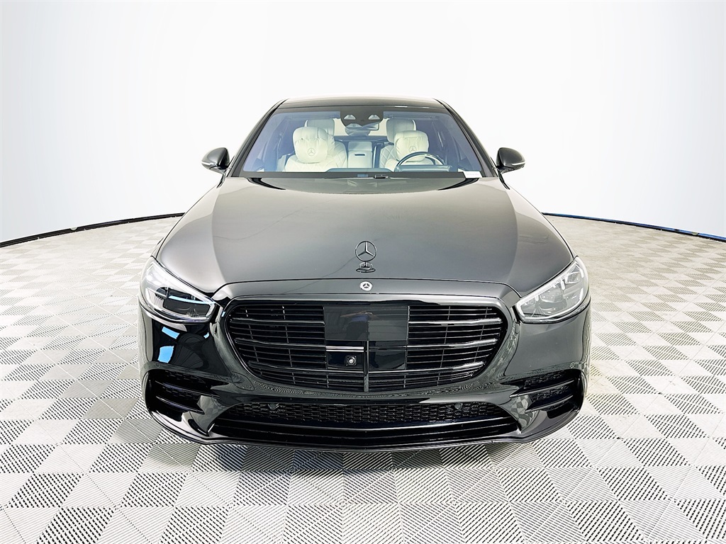 2024 Mercedes Benz S 580e 4MATIC photo 2