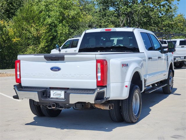 2023 Ford F-350 XLT photo 5