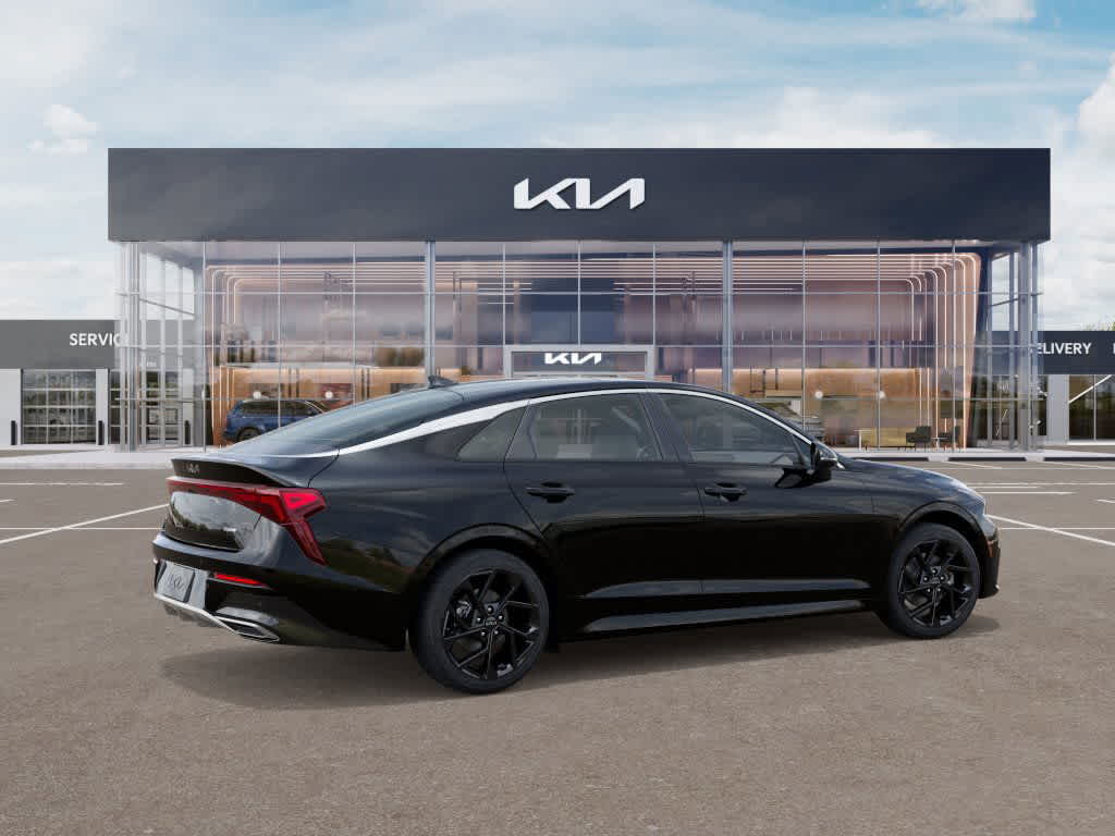 2026 Kia K5 GT-Line photo 5