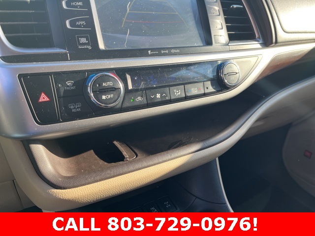 2016 Toyota Highlander Limited Platinum photo 27