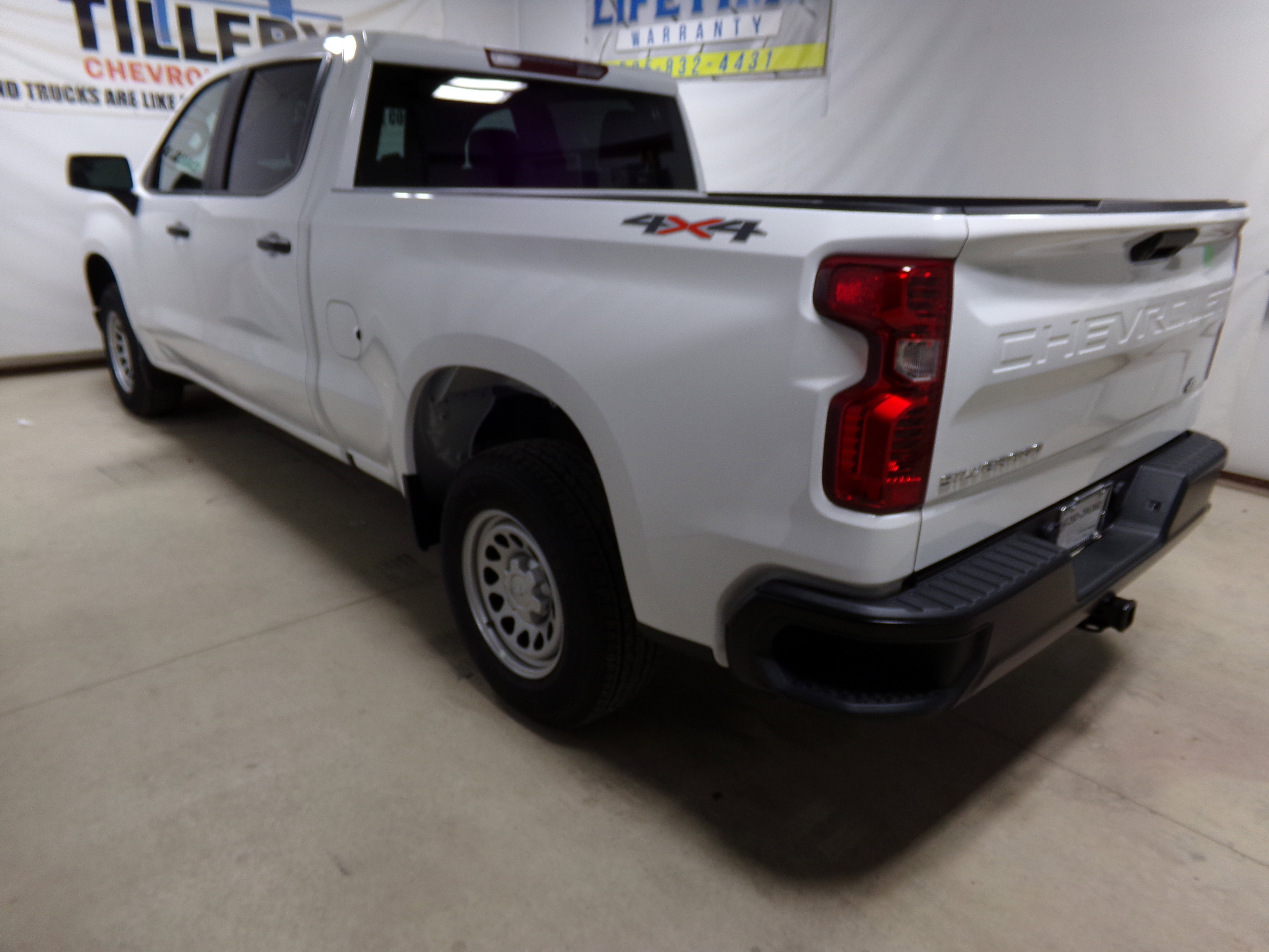 2026 Chevrolet Silverado 1500 photo 4