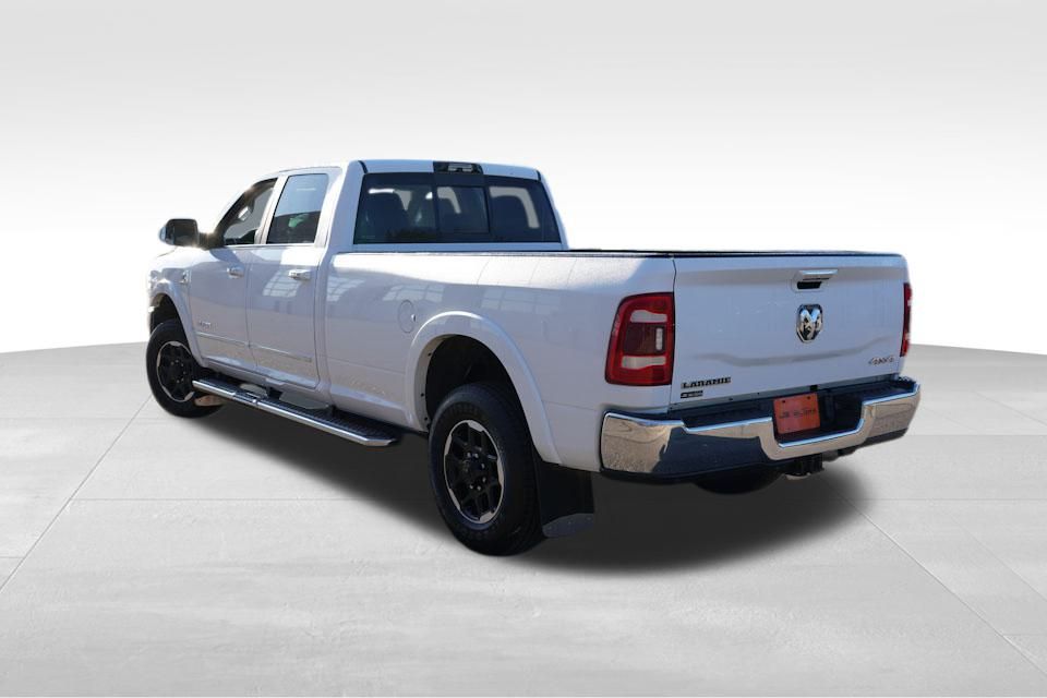 2022 Ram 3500 Laramie photo 8