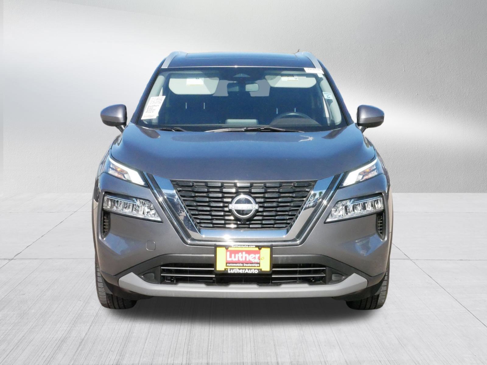 Used 2023 Nissan Rogue SV with VIN JN8BT3BB1PW352029 for sale in Brooklyn Center, Minnesota