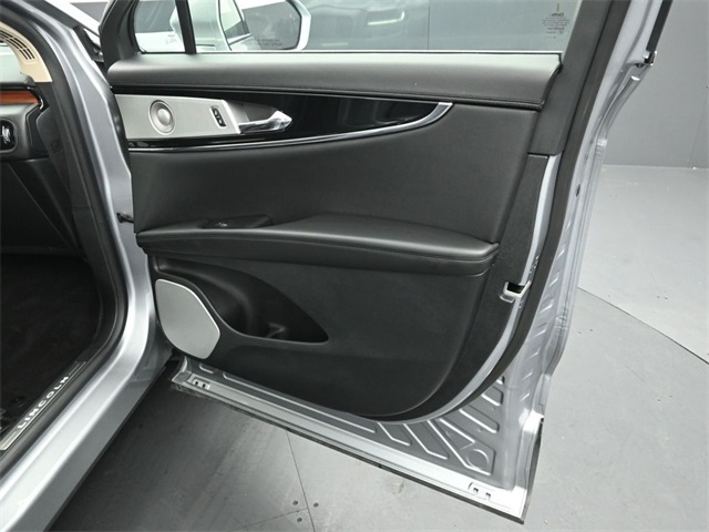 2023 LINCOLN NAUTILUS - Image 33