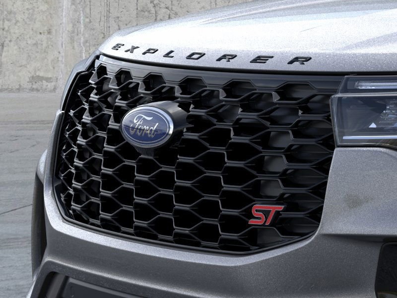 2025 Ford Explorer ST photo 10