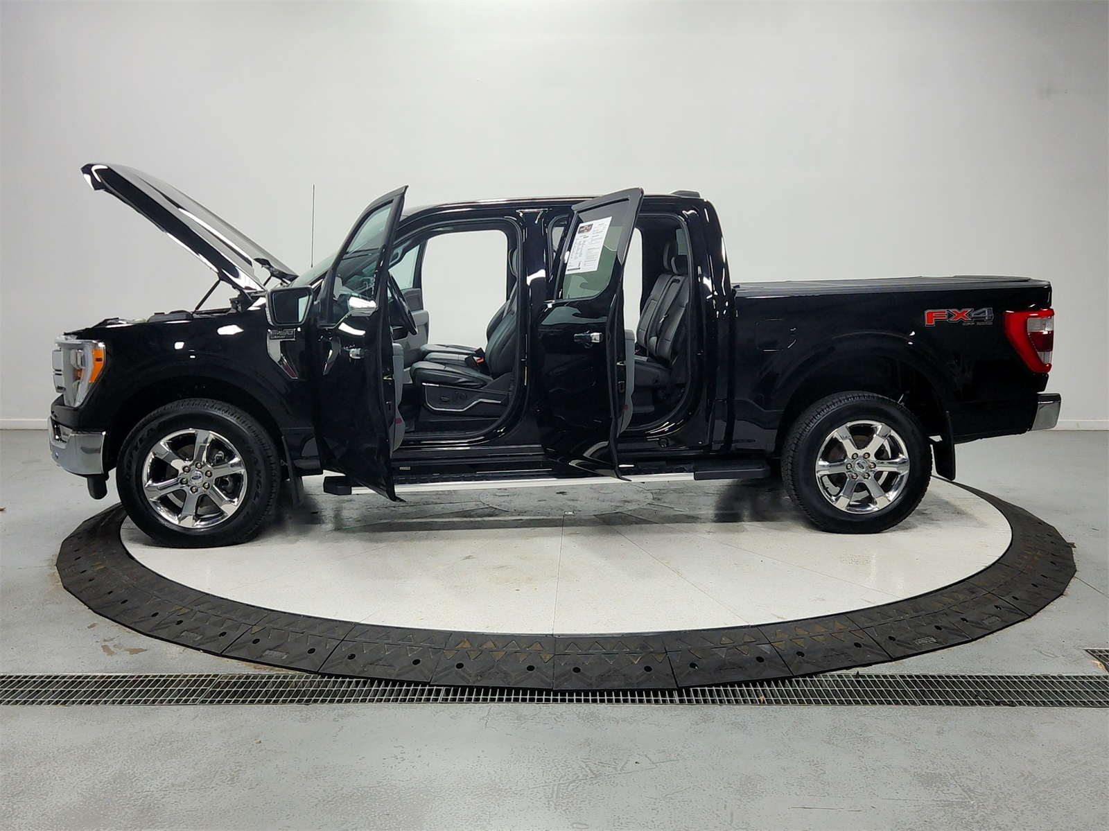 2022 Ford F-150 Lariat photo 12
