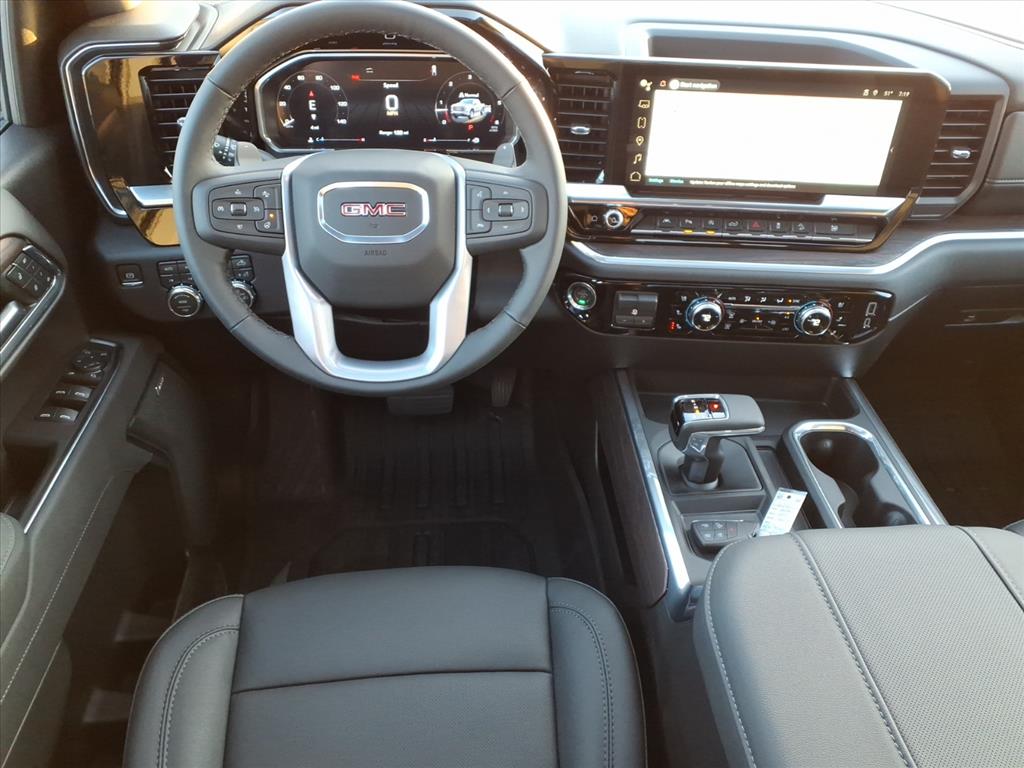 2026 Gmc Sierra 1500 SLT photo 3