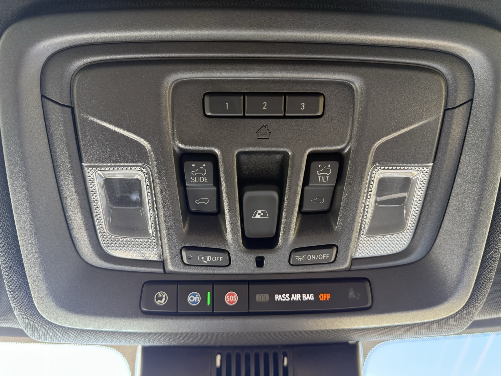 2024 Chevrolet Silverado 1500 High Country photo 31