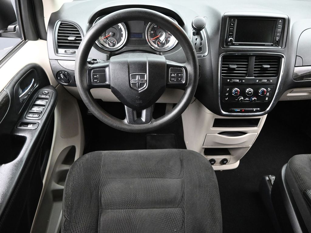 2019 Dodge Grand Caravan SE photo 9
