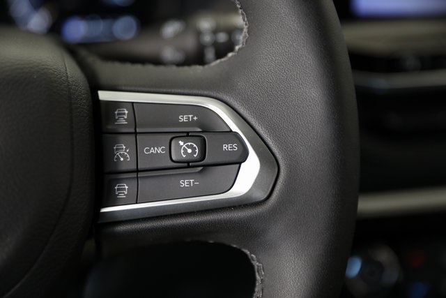2025 Jeep Compass Limited photo 3