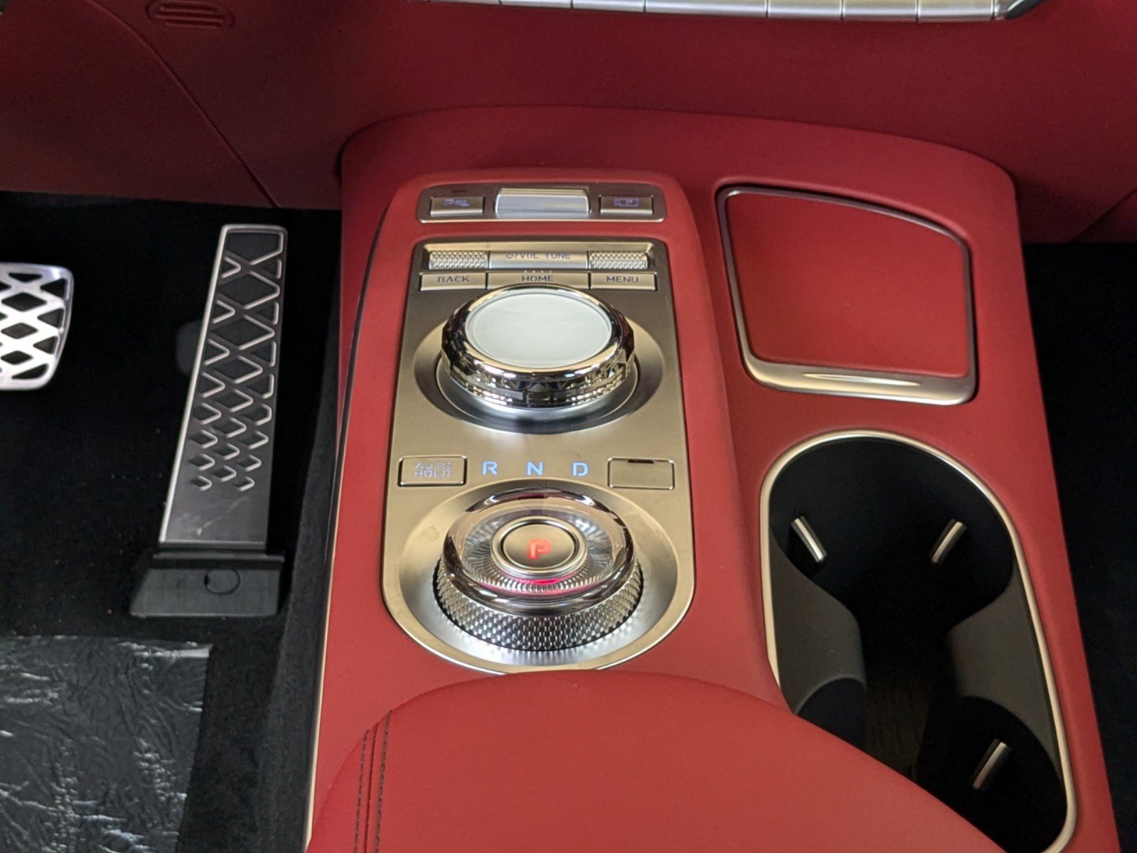 2025 Genesis GV70 3.5T Sport photo 14
