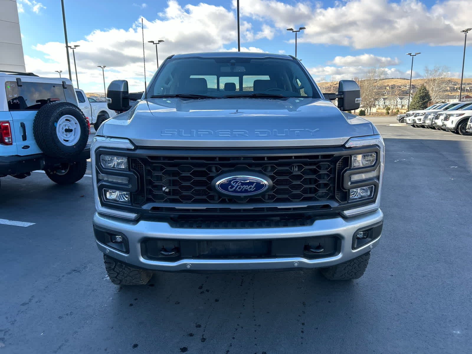 2023 Ford F-350 Lariat photo 4