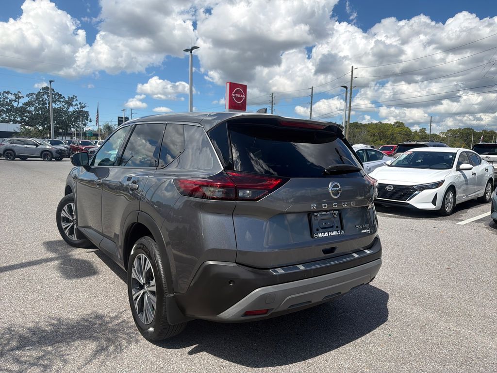 2021 Nissan Rogue SV photo 5